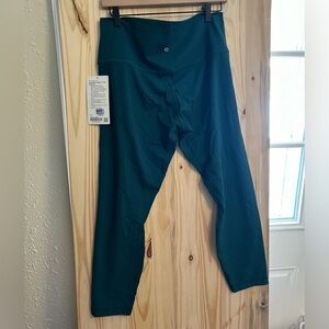 Lululemon Align High-Rise legging 25”. NWT. Size 14